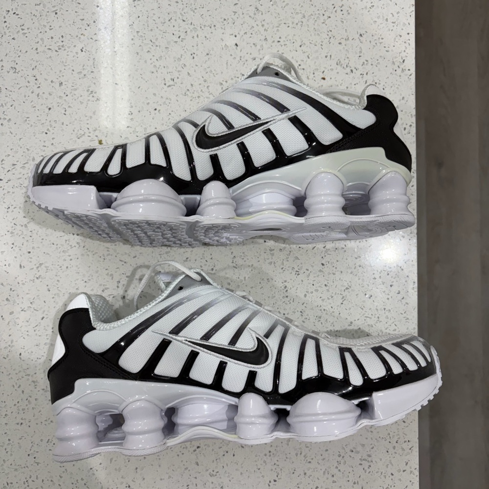 Nike Shox TL “Metallic Platinum” Silver – Size 10.5 Men – New
